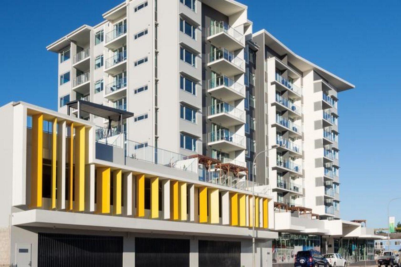 Oaks Mackay Rivermarque Hotel Exterior photo